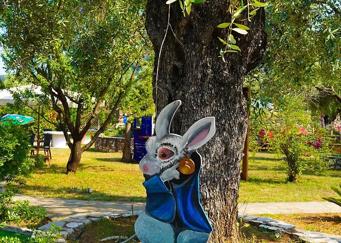 Ipsario Garden Apartment